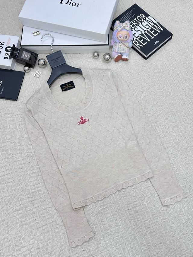 新款 U领打底衫款 Logo图案修饰点缀 系列款出货 上身高级氛围感 3色碼