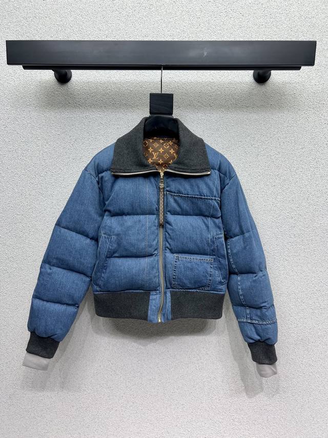 L家牛仔羽绒服外套低调又高级 经典造型 超保暖柔软细腻巨保暖的国标90％羽绒 厚实保暖超有型.冬季必备款 配防尘袋 高品质 尺码Sml