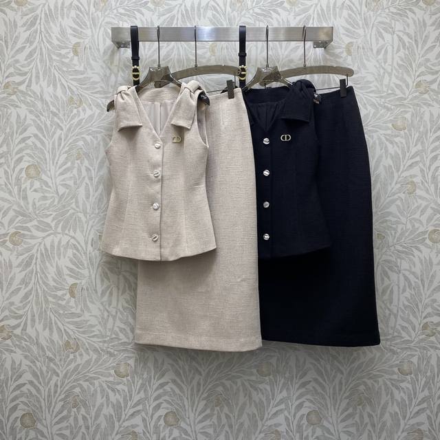 Di★ Fw 性感V领本布蝴蝶结装饰设计马甲半裙套装， 配送腰带 高级面料，颜色:图片2色，面料:精纺羊毛呢面料 Smlxl