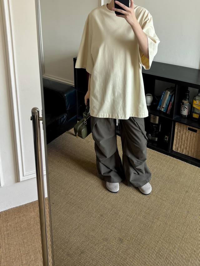 No Name上新 Carven 25新款 休闲后背做旧字母印花 纯棉宽松T恤 Sml