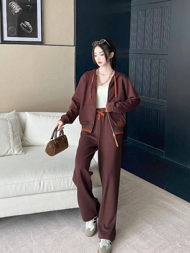 套装 新款撞色抽绳徽章Logo皮牌装饰连帽拉链卫衣外套休闲长裤 运动套装两件套。Smlxl