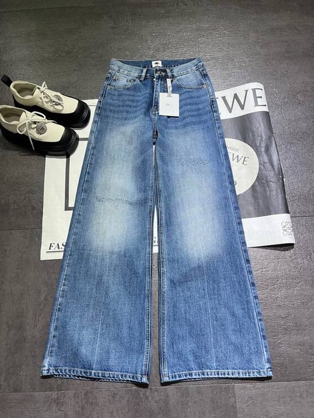 Dio*新款女士牛仔喇叭裤出货，官网同款，经典复古，上身版型超好，万能百搭，现货Sml