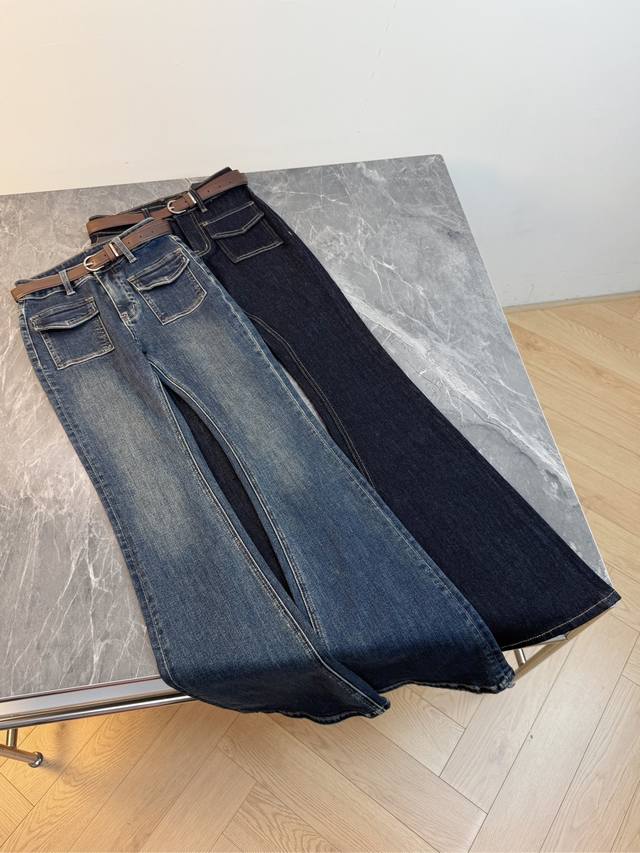 25 爆款牛仔喇叭裤加腰带 高腰设计巧妙拉长腿部线条 一秒拥有超模比例 经典的喇叭裤型 复古又时髦 走动间裤摆摇曳生姿 尽显随性洒脱 两色Smlxl