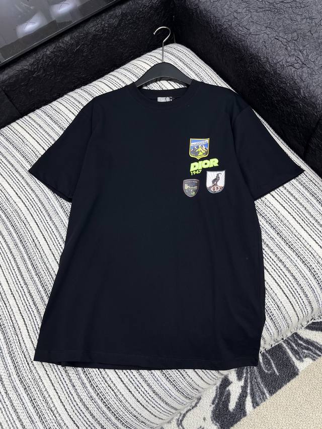 爆款现货 原版定制 Dio*｜25新品撞色字母短袖T恤 精致版型上身巨显瘦！ 定制最新字母印花刺绣工艺 低调奢华！ 时髦精必备单品解锁所有穿搭！ 认准我家品质！