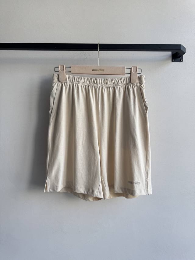 Miumi* 新款，休闲卫裤，建议跟同系列卫衣搭配更好看哦ＳＭＬ.