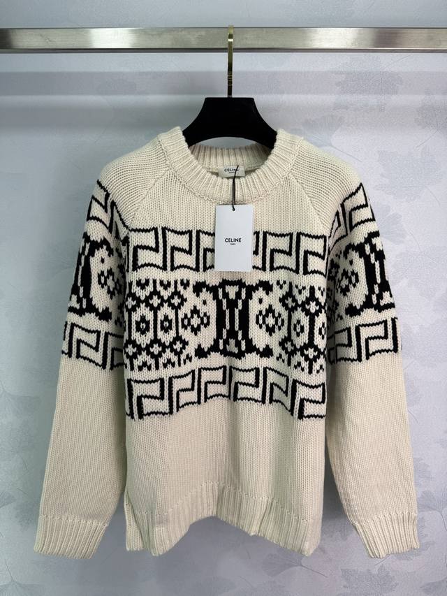 Celin*2025早秋新款钩花圆领毛衣！定制羊毛纱线织造 圆领套头毛衣剪裁 费尔岛北欧风格的撞色钩花 打造清新脱俗气质 凯旋门抓住视觉中心 和多样式图案相融合