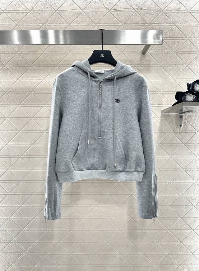 Celin* 2025新品上架 连帽拉链卫衣长裤套装 定制Yb进口材质，质感光泽，舒适垂顺，连帽卫衣裁剪，时髦休闲，胸前撞色凯旋门徽标呼应，品牌格调瞬间提升，丰