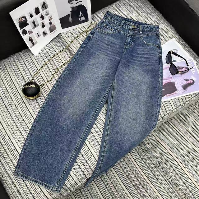 强烈推荐 25年早秋系列 Alex*新款字母烫钻弯刀牛仔裤 两色Smlxl