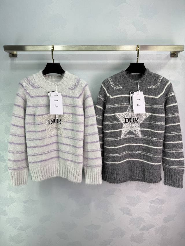 Dio*25秋冬新款圆领长袖针织毛衣 胸前字母+星星刺绣 条纹设计 秋冬百搭款！2色3码Sml T226B.