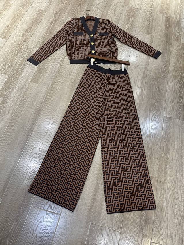 新款 撞色边开衫长裤套装 Sml