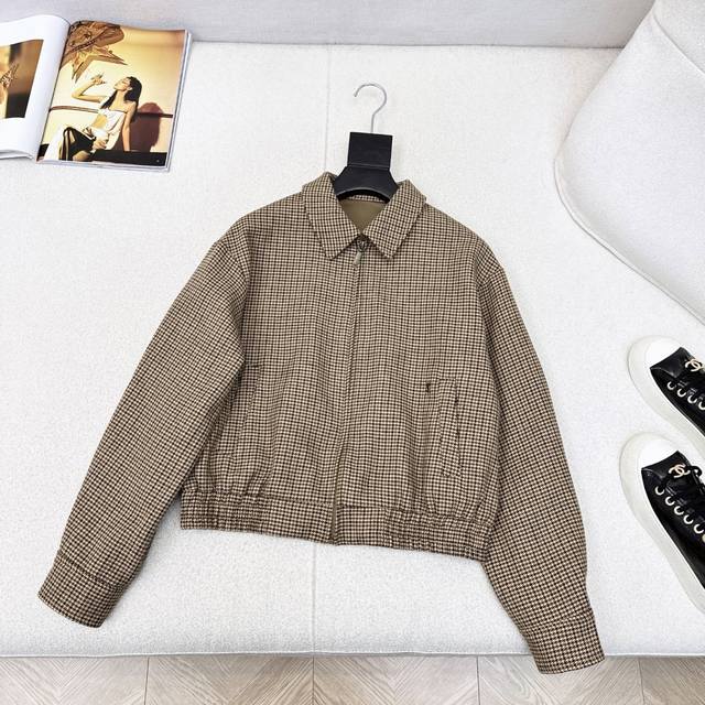 Slp20Ss 秋冬最新款复古千鸟格夹克外套帅气男友风穿搭～～ 经典棒球服小短款夹克版型 百搭不挑人 定制羊毛色织千鸟格面料 质感很好 一色现货发售Sml S码