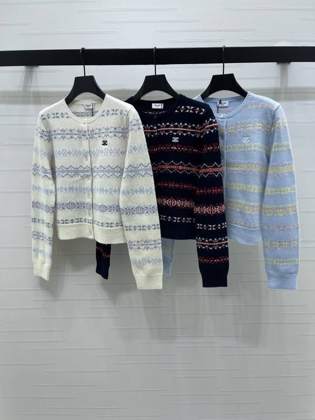 上新原单高端品质 Celin*2025秋冬最新系列！圆领凯旋门钩花针织开衫！定制羊毛纱线织造 质感高级 舒适柔软 圆领长袖开衫剪裁 御寒保暖 几何图形凯旋门撞色