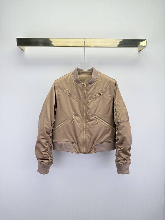 Louis Vuitto* 25Ss秋冬新款夹克外套 螺纹拼接设计 金属拉链装饰 高品质 单色三码Sml