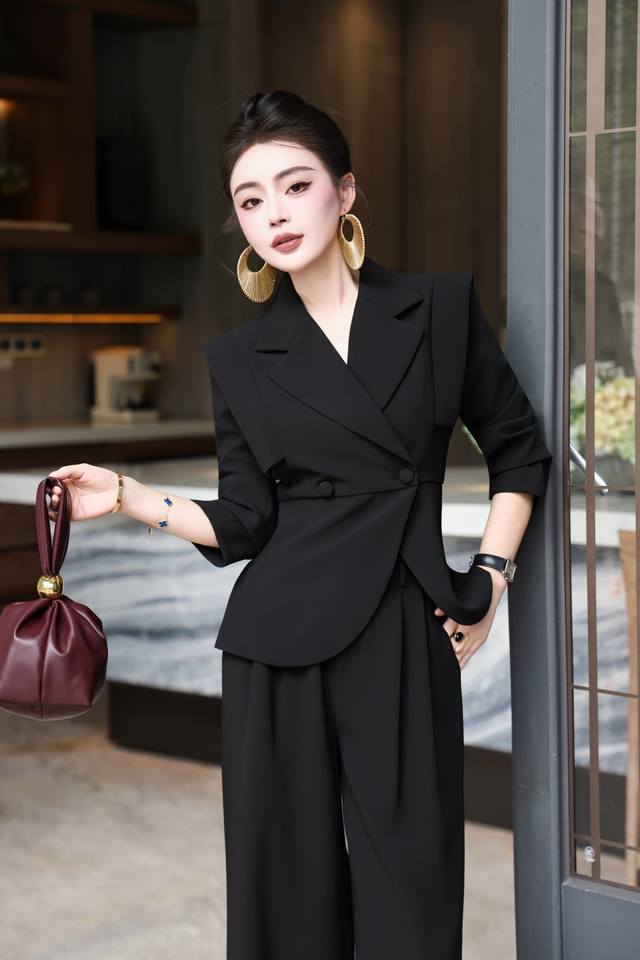 套装 原创设计师款 小众设计感职业套装女秋季御姐气质假两件西服阔腿裤两件套 码数：Smlxl