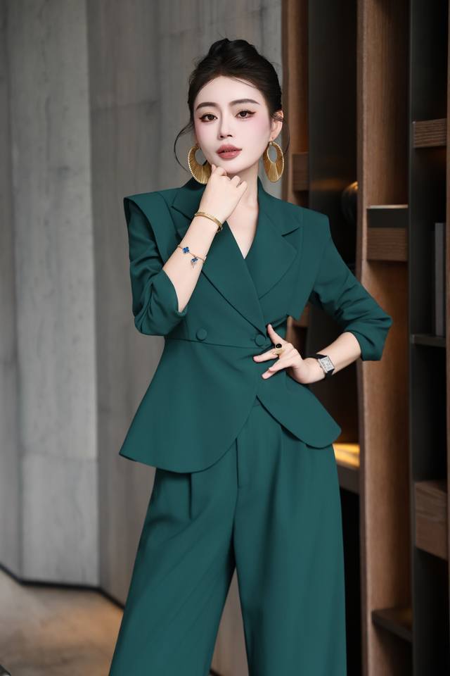 套装 原创设计师款 小众设计感职业套装女秋季御姐气质假两件西服阔腿裤两件套 码数：Smlxl