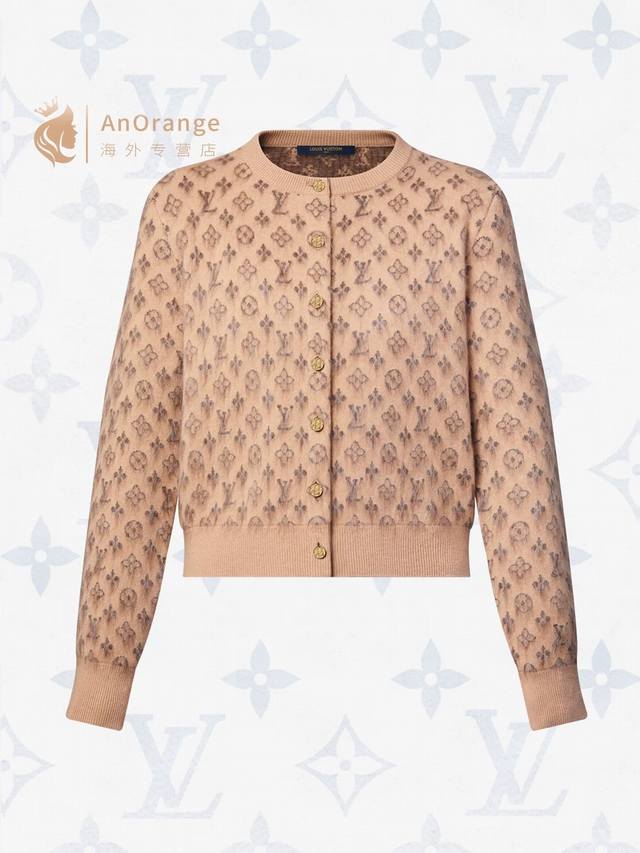 Louis*驴家Lv新款 高端定制马海毛羊毛混纺面料、经典老花字母Logo提花麦穗金扣单排扣门襟圆领长袖针织开衫上衣！浅驼色、深灰色、 M码：胸围92，袖长61