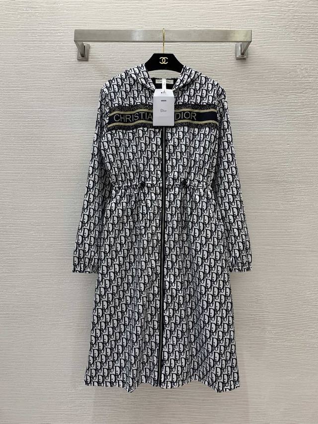 Dio*Louis*新款 满身老花Logo印花 腰部抽绳设计中长款外套连帽拉链风衣！D家、Lv黑、Lv卡其、 M码：肩宽43，胸围106，袖长60，衣长103