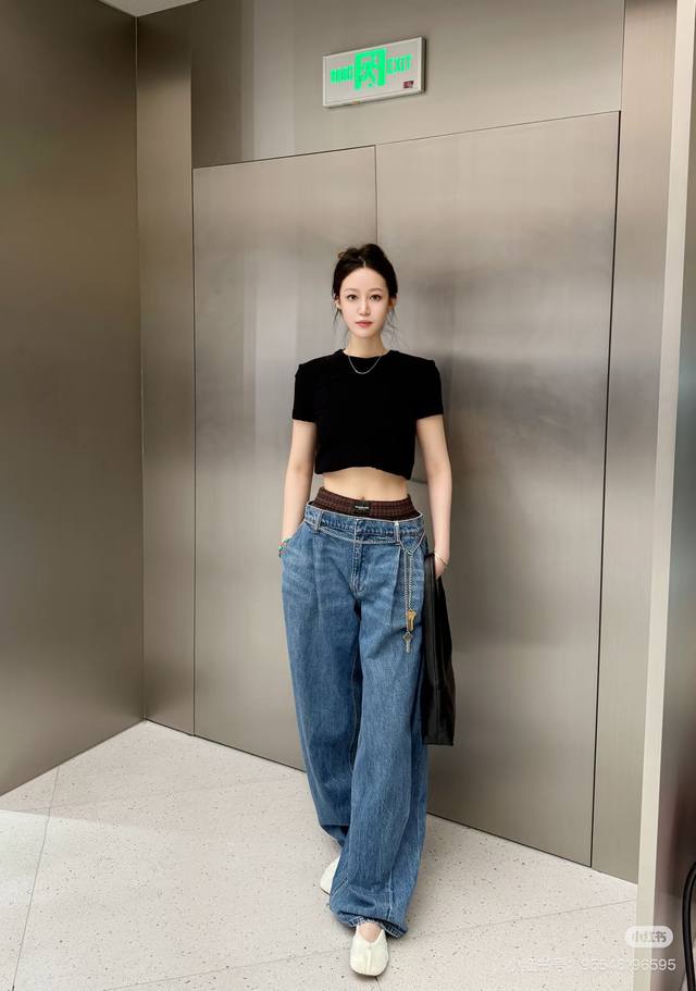 Alexander Wan*大王家新款高端定制洗水牛仔棉面料、潮人穿搭个性时髦假两件拼接字母Logo标志宽松时尚牛仔裤长裤配送钥匙腰链！ M码：下腰围74无弹力