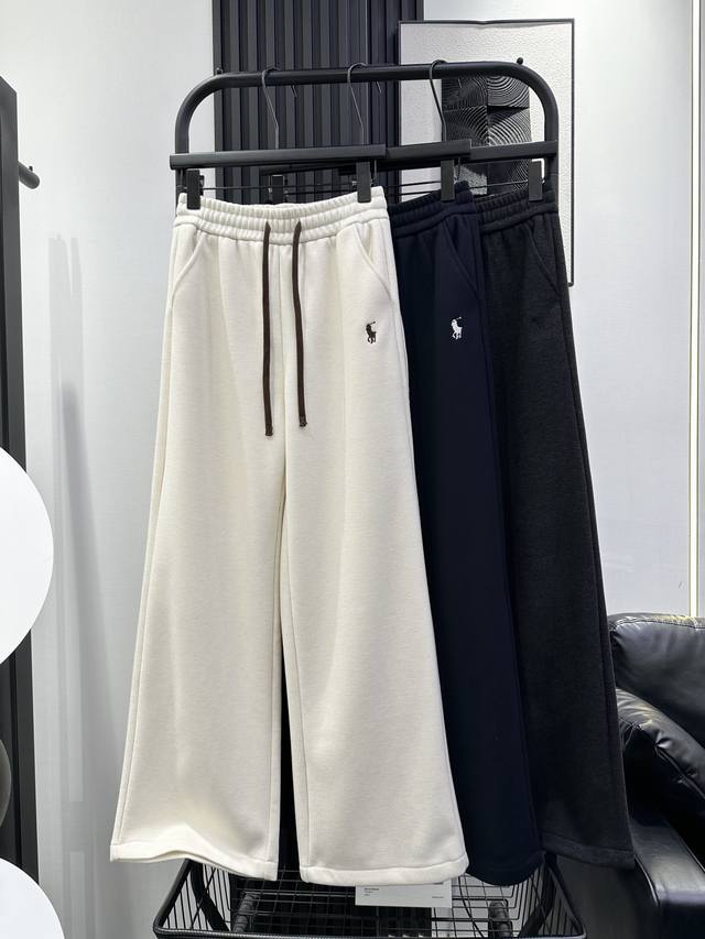 Qoy- 爆款延续版来咯左前袋边小刺绣加绒简约款阔腿裤 面料质感超赞入手必备 闭眼入 怎么穿怎么显瘦 日常通勤百搭十拿十补三色 Smlxl