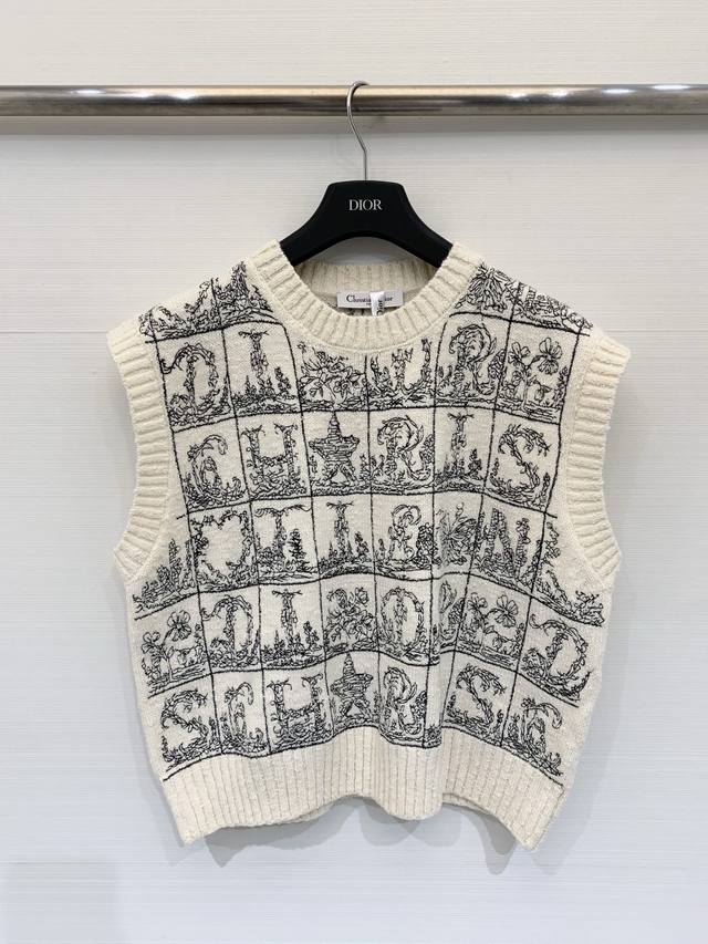 秋冬新款 重工刺绣针织马甲款 Logo图案修饰点缀 上身高级氛围感 1色碼