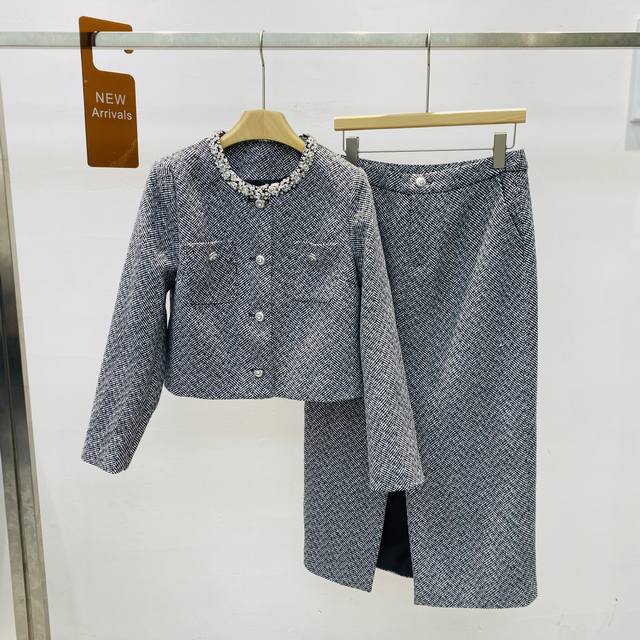 新款轻奢名媛风圆领钉珠烫钻外套半裙套装两件套Smlxl