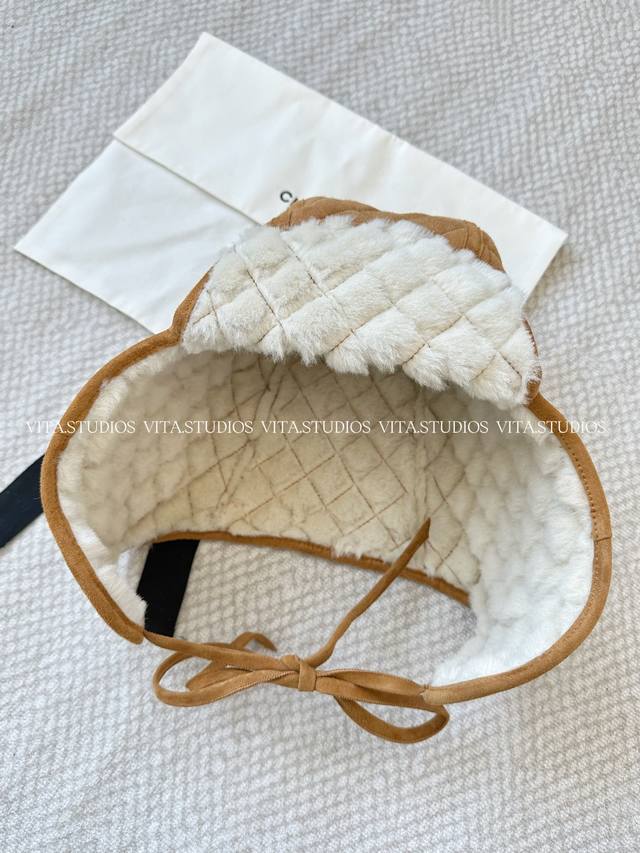 爆款现货 菱形格雷锋帽 颜色：卡其色 白色 黑色 尺码：均码 C*Mz