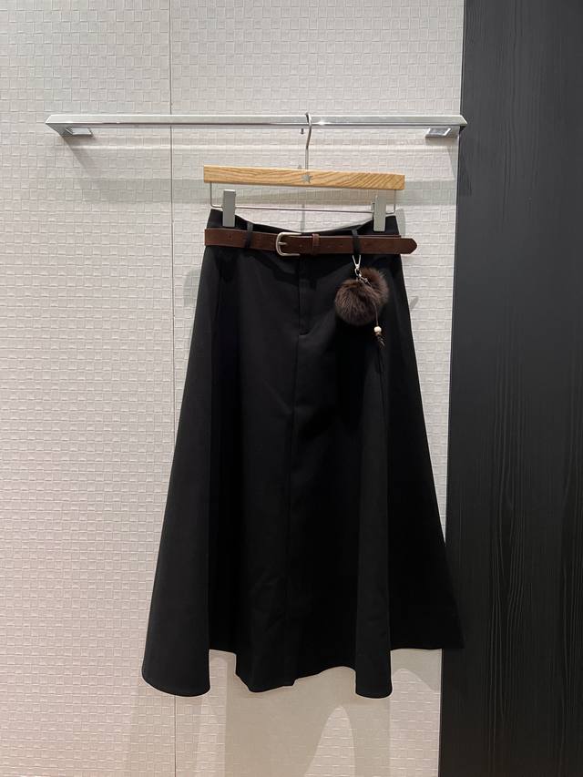 新款 小毛球腰带装饰 极简A字半裙 长裙 简单休闲 减龄百搭 黑色深蓝深灰 S-Xl