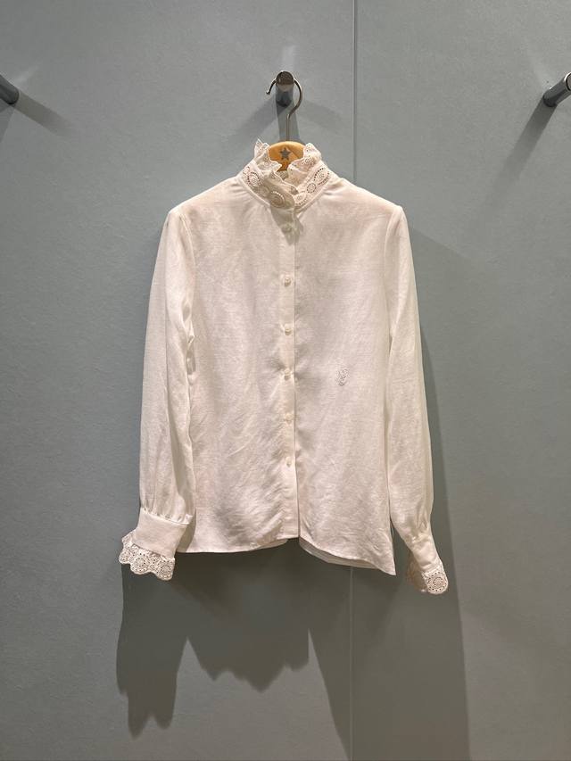 新款刺绣花边立领亚麻衬衣 下摆刺激Logo装饰 淑女气质 通勤百搭浅蓝白色 S-Xl