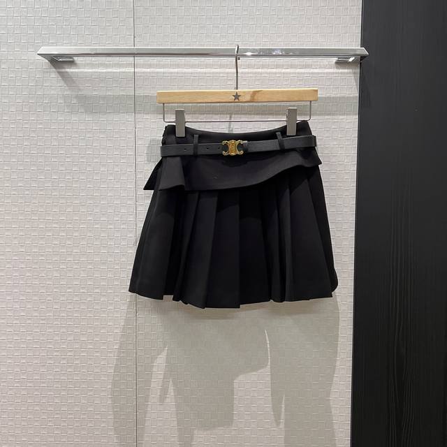 新款 拼接荷叶边假两件设计 凯旋门腰带百褶半裙 内衬短裤 休闲百搭 减龄必备 黑色深蓝深灰咖色 S-Xl
