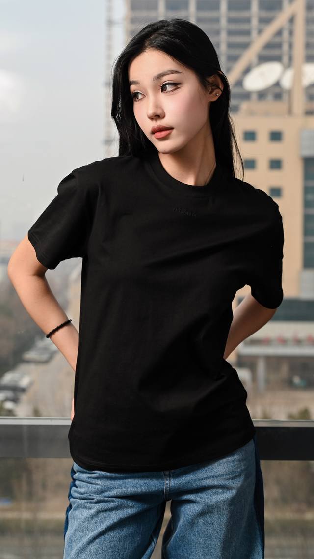 字母绣花T恤！棉 两色 Sml