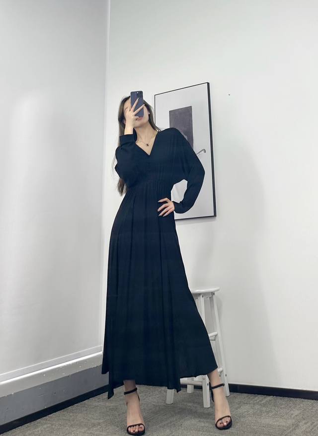 纹理皱布连衣裙！黏胶纤维 Sml