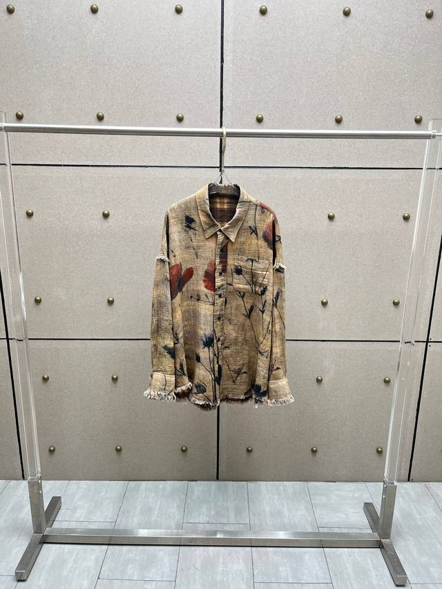 双面穿印花毛须柔软上衣！棉，柔软纱布，双面印花，毛边洗水效果，动静皆宜。Sml