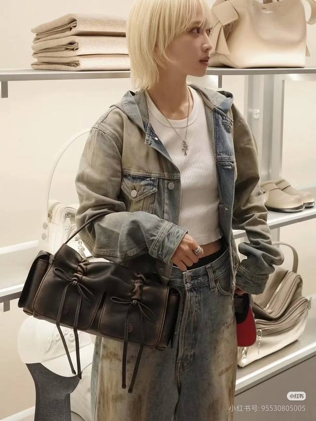 脏污效果连帽牛仔夹克外套！棉 Sml