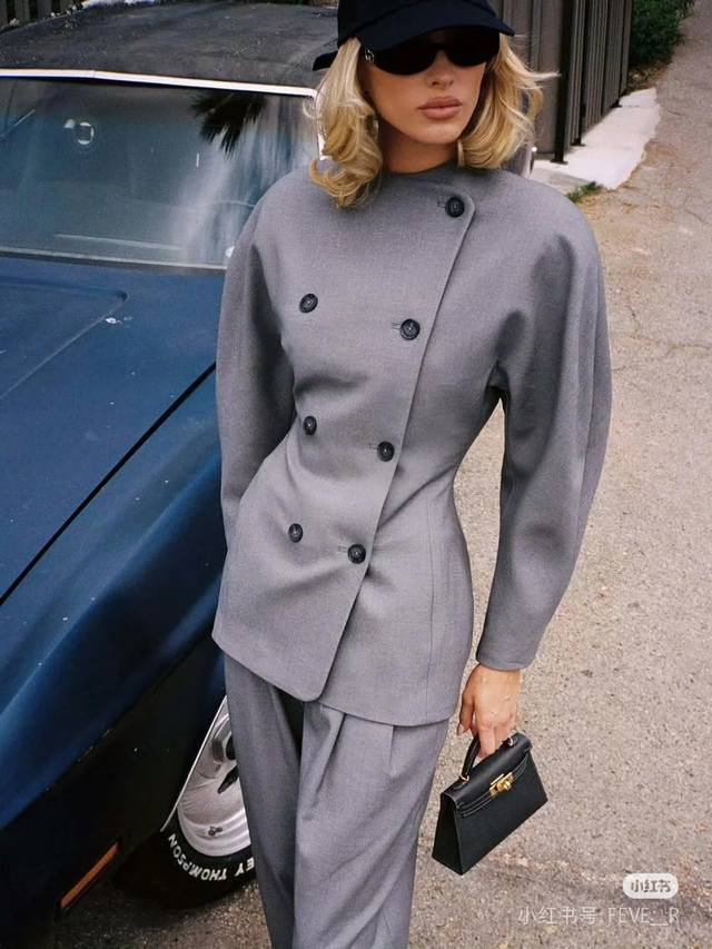 圆领双排扣西装！Sml