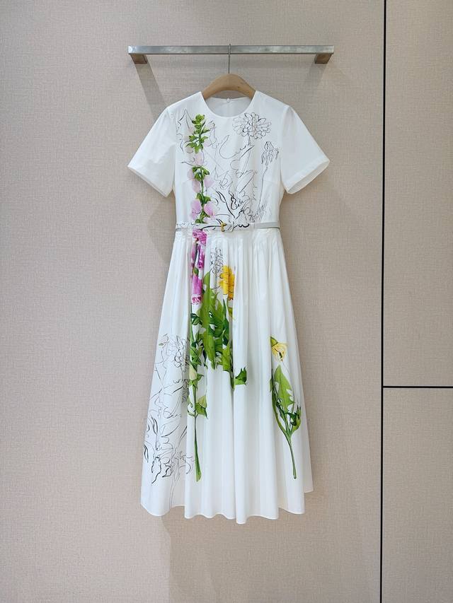 Oscar De La Rent*A花卉印花连衣裙，新品推荐 短袖圆领的简约版型，舒适棉质地，艺术感的花卉印花设计，两侧设有口袋，饰并配有一条可拆卸腰带，圆领后