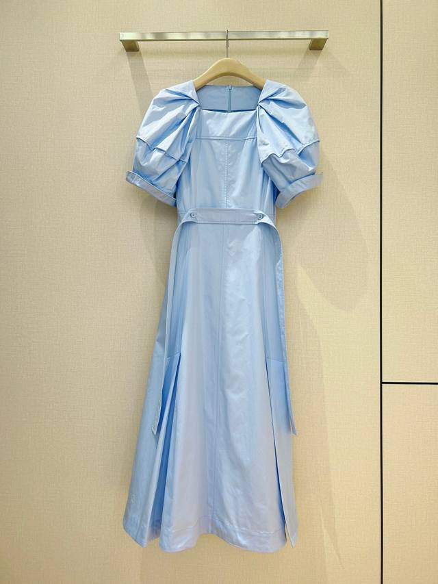 早春新品 3.1 Phillip Lim新款连衣裙 早春女褶裥府绸棉质中长连衣裙，公主泡泡袖设计、正面饰有绑带、简明褶褶下摆线条，低调用色瞬间优雅的感觉又女性化