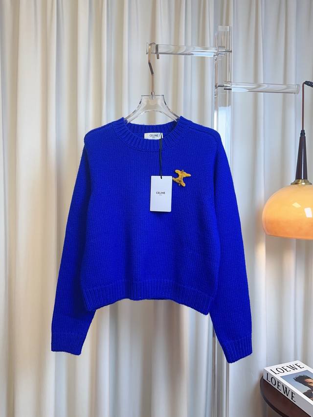 Ce**新款羊毛徽标Logo羊毛上衣 定制定织羊毛面料 质感好 舒适透气 采用羊毛别针徽标Logo点缀 精致减龄 最高品质 欢迎对比 米白 蓝色 Sml