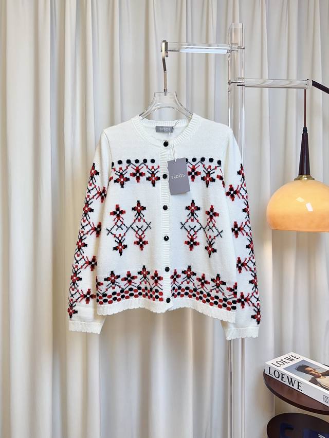 鄂**新款提花花卉图案羊毛开衫 定制定织羊毛面料 质感好 舒适亲肤 透气 全身花卉提花图案点缀 减龄活力 女生必备款 最高品质 欢迎对比 白色 Sml