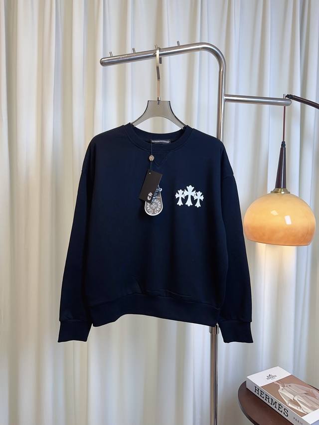 Kl**新款植绒徽标Logo卫衣 定制毛圈棉面料 舒适透气 采用植绒徽标Logo点缀 金属徽标装饰 减龄活力 女生必备单品 最高品质 欢迎对比 灰色 黑色 Sm