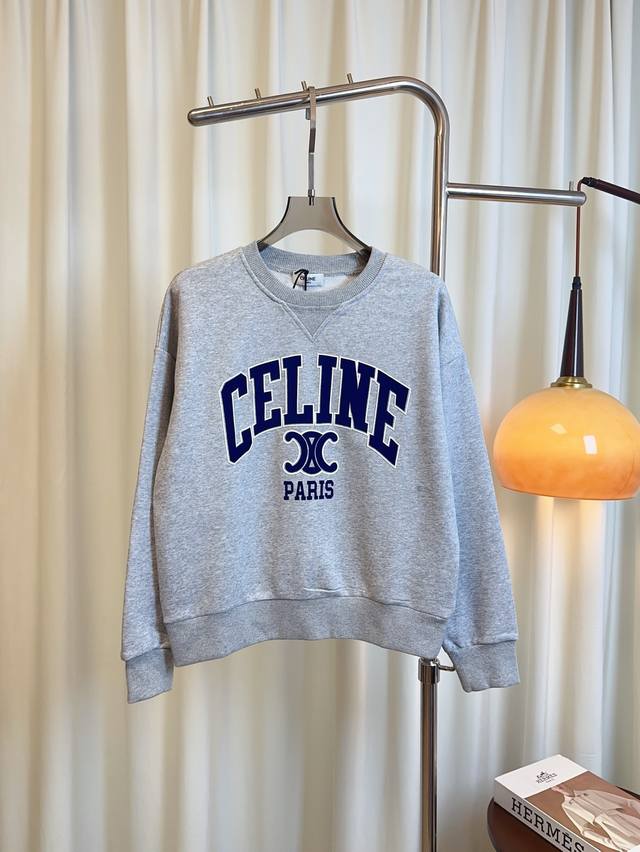 Ce**新款植绒徽标Logo卫衣 定制毛圈纯棉面料 舒适透气 采用落肩袖设计 植绒徽标Logo点缀 减龄活力 女生必备单品 最高品质 欢迎对比 灰色 藏青 黑色