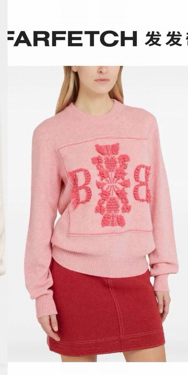 原版Barr......2025秋冬新款时尚山羊绒毛衣，Barrie是首屈一指的，加上是巴黎团队设计的，品质与设计都极佳。立体麻花B图案设计，品牌所有款式都主要