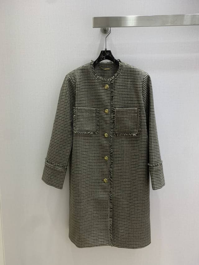 强烈推荐 Chlo* 2025新款格纹长外套！面料定制精致时髦！必备单品解锁所有穿搭！经典版型巨显瘦百搭不挑人！1个色 S-M-L码