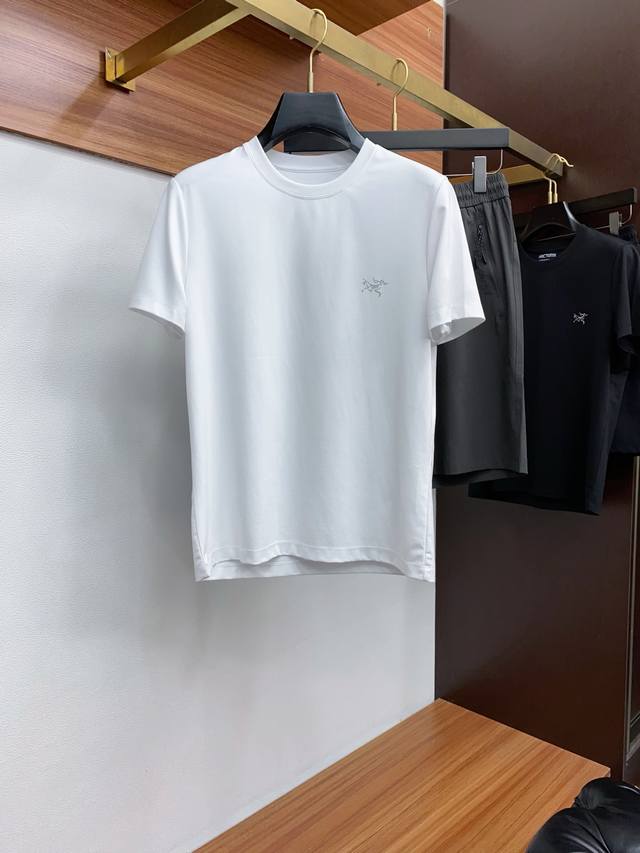 套 始祖鸟 L-4Xl 最大可穿 斤2025春夏季新款，最新休闲短裤。原版裤型上身休闲百搭、随性慵懒范，高级定制进口速干面料，订制工艺 舒适感爆棚。短袖定制80