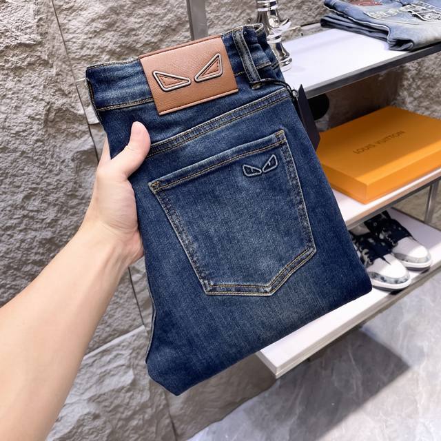 2025秋冬款 C 现货直批 款号：6306-F 码数：28-3837