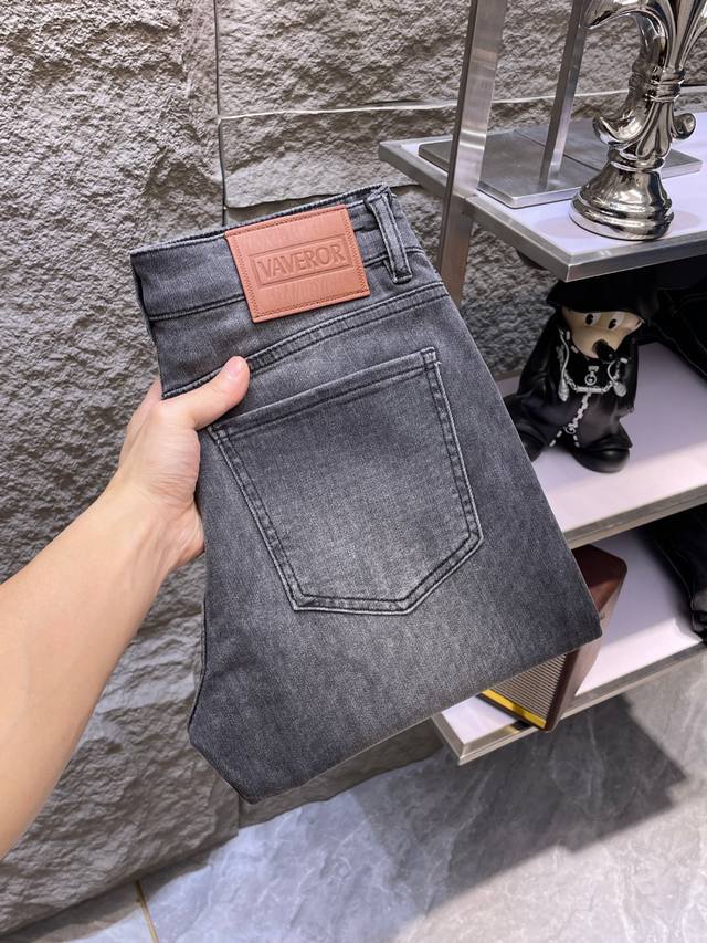 2025春夏款 C 现货直批 款号：6390 码数：28-3837