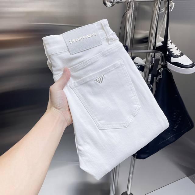 2025秋冬款 C 现货直批 款号：6300 码数：28-3837