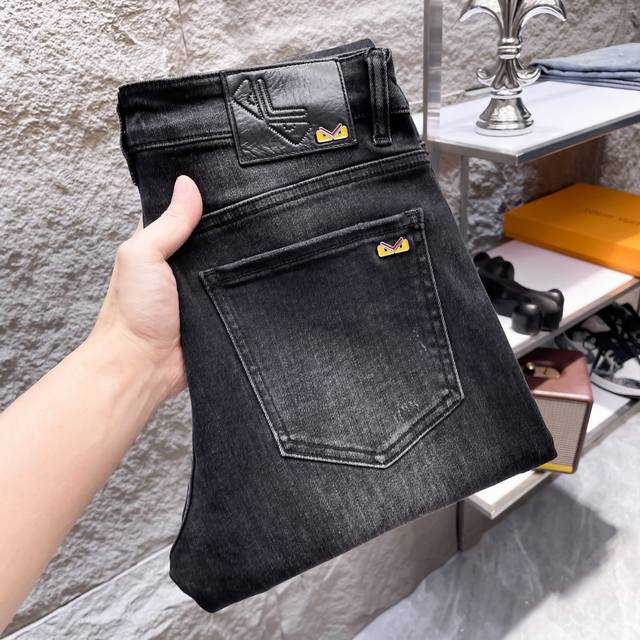 2025秋冬款 C 现货直批 款号：6595 码数：28-3837