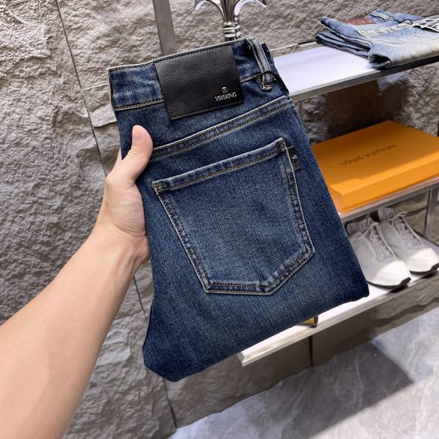 2025秋冬款 D 现货直批 款号：6538 码数：28-3837