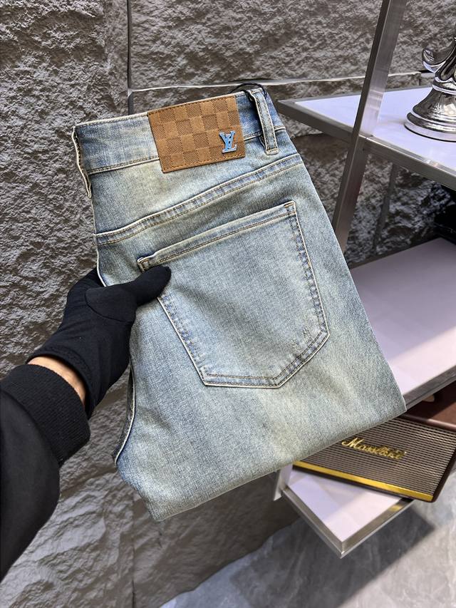 2025春夏款 C 现货直批 款号：6376 码数：28-3837