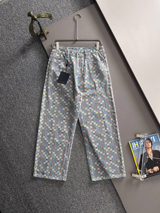 Lv2025四季款经典牛仔裤直筒长裤，潮流中的潮流轻奢主义 日常通勤穿搭必备单品 码数：S-3Xl 下单报身高体重